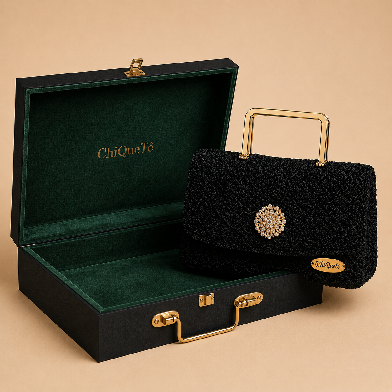 ChiQueTê Black — Luxury Handcrafted Crochet Handbag