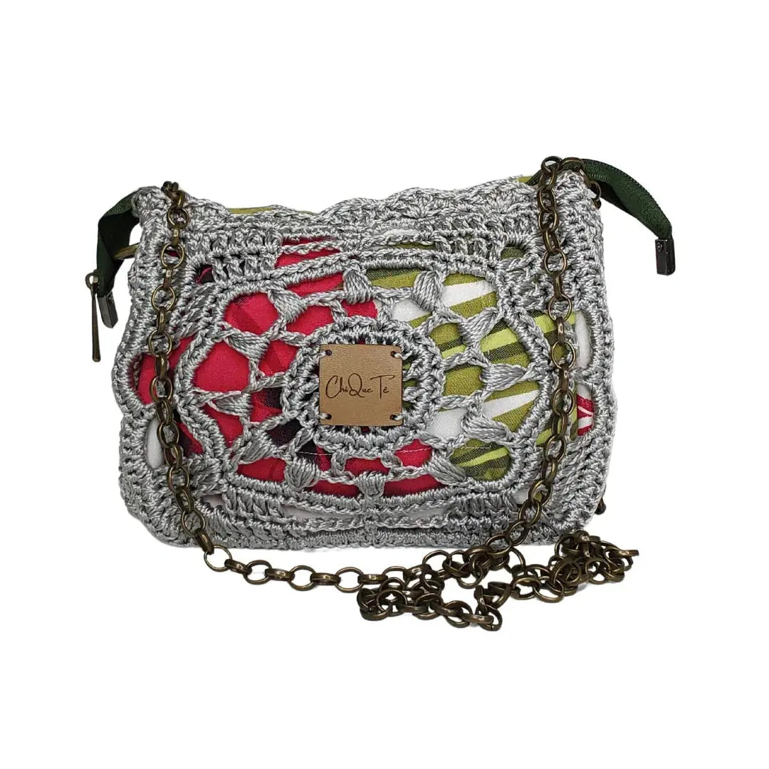 Bolsa Charme Rústico Em Crochê Cinza Chiquetê - CHIQUETE