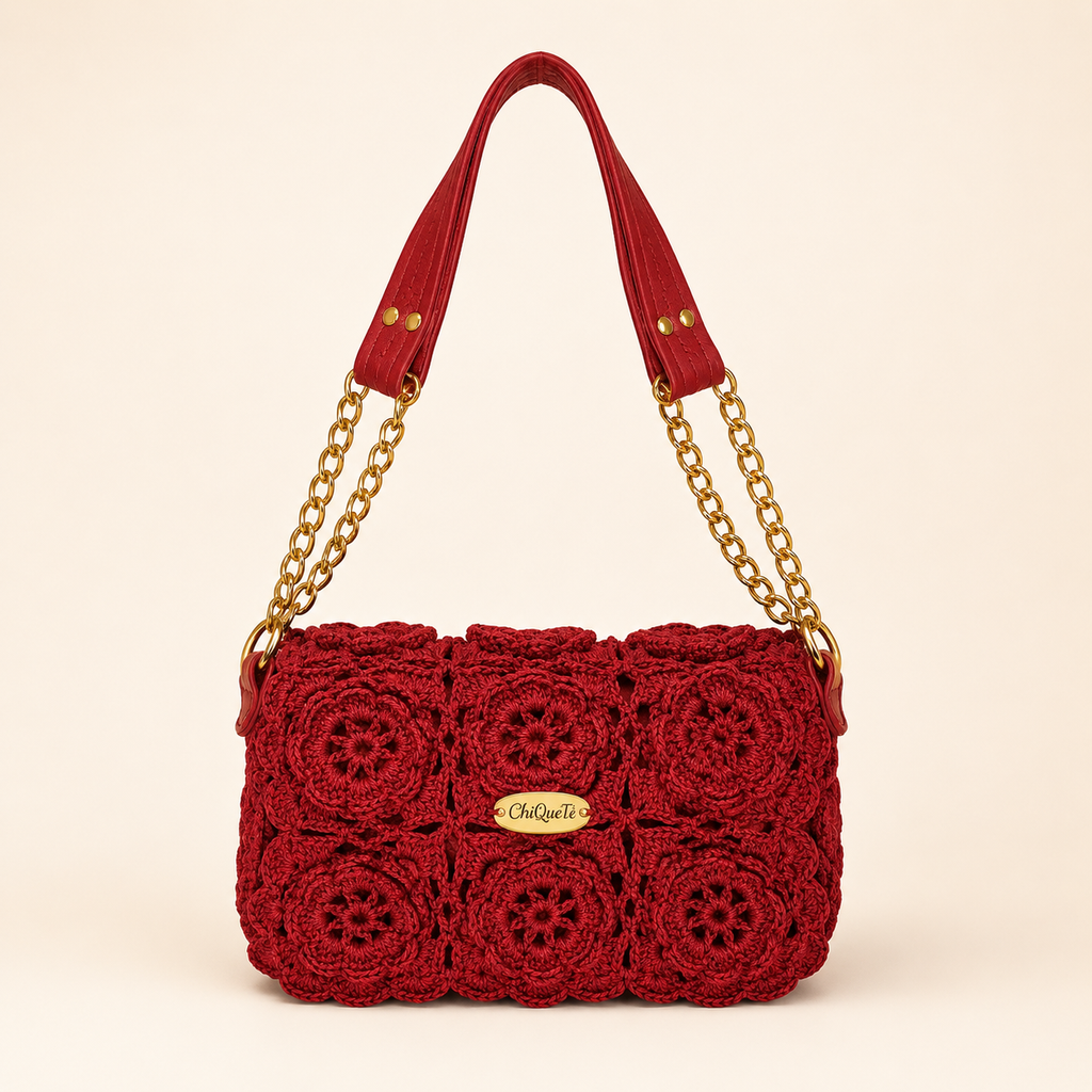 ChiQueTê Red Handmade Crochet Crossbody Bag